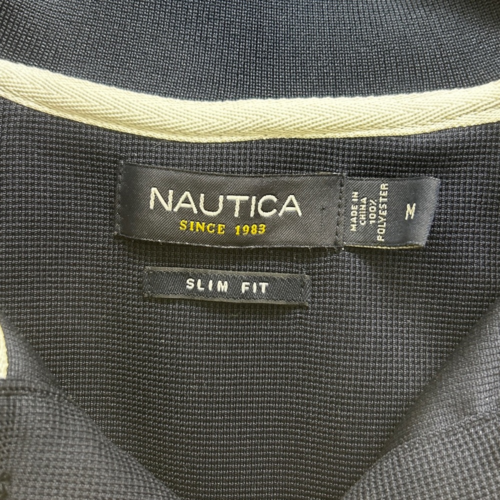 🎉Host Pick🎉 Nautica Men’s Navy Polo with White Trim Medium/Slim Fit - Picture 7 of 7
